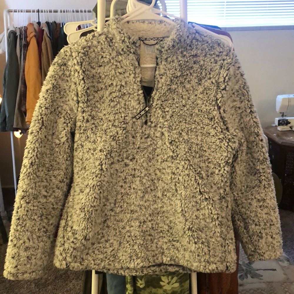 Grey & White Sherpa Pullover